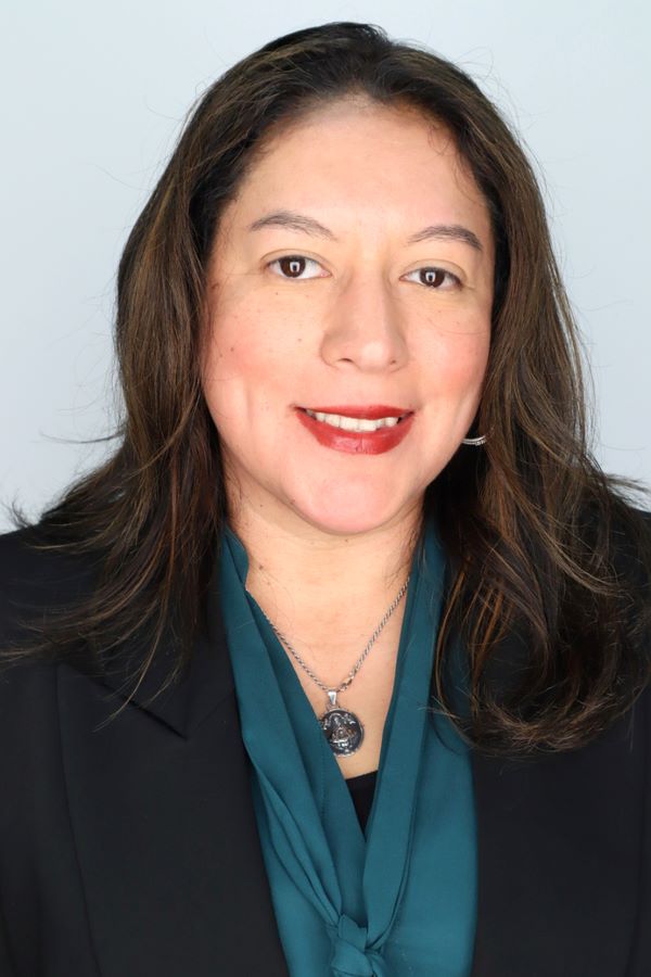 Dr. Christina Hernandez